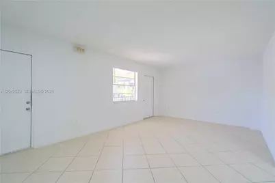 3265 Virginia St #15, Miami, FL 33133 - Photo 4