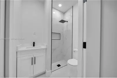 1405 Palmetto Ave, Lehigh Acres, FL 33972 - Photo 18