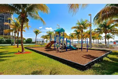 2101 Brickell Ave #1112, Miami, FL 33129 - Photo 30