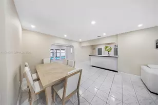 490 W 33rd Pl, Hialeah, FL 33012 - Photo 4