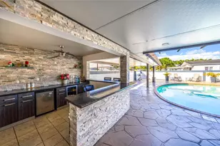 490 W 33rd Pl, Hialeah, FL 33012 - Photo 24