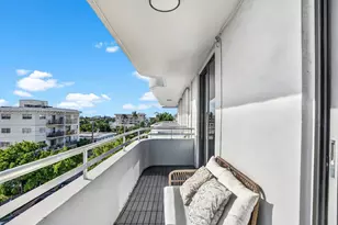 8201 Byron Ave, Miami Beach, FL 33141 - Photo 34