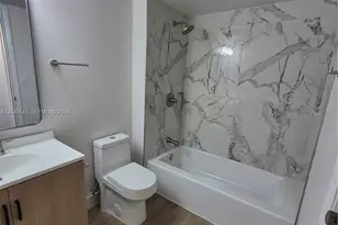 771 N Pine Island Rd, Plantation, FL 33324 - Photo 30