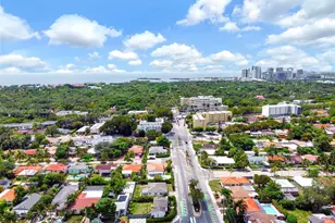 2195 SW 25th Ter, Miami, FL 33133 - Photo 24