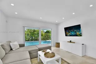 2195 SW 25th Ter, Miami, FL 33133 - Photo 14