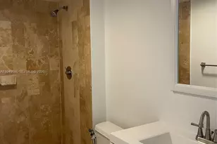 3731 N Country Club Dr, Aventura, FL 33180 - Photo 12