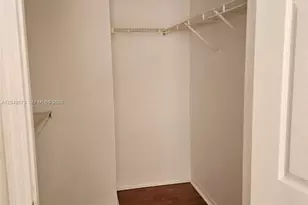 215 SW 117th Terrace, Pembroke Pines, FL 33025 - Photo 8