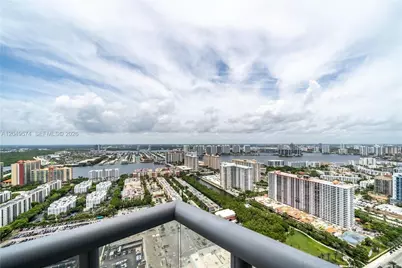 17121 Collins Ave #4208, Sunny Isles Beach, FL 33160 - Photo 26