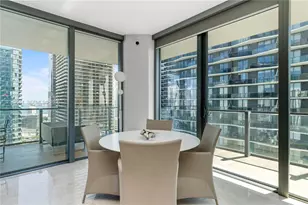 88 SW 7th St, Miami, FL 33130 - Photo 26