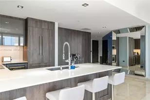 88 SW 7th St, Miami, FL 33130 - Photo 36