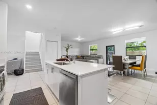 24242 SW 119th Pl, Homestead, FL 33032 - Photo 8
