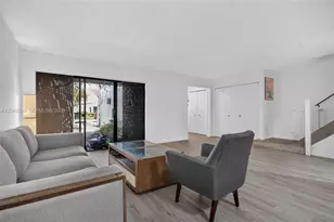 365 Fern Dr, Weston, FL 33326 - Photo 8