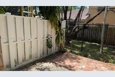 9064 NW 54th St #9064, Sunrise, FL 33351 - Photo 10