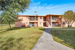 2020 NW 119th St, Miami, FL 33167 - Photo 4