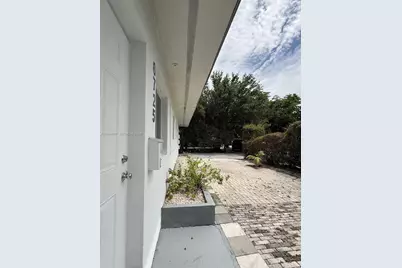6723 NE Miami Pl #6725, Miami, FL 33138 - Photo 16