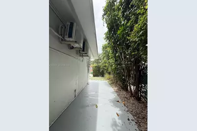6723 NE Miami Pl #3, Miami, FL 33138 - Photo 8