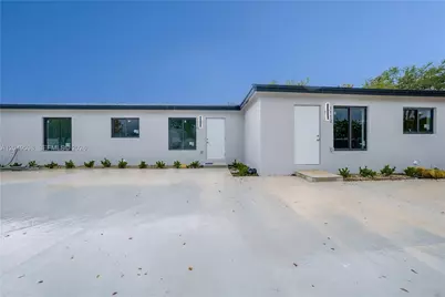 1112 NW 81st St, Miami, FL 33150 - Photo 1