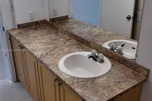 11120 SW 196th St, Cutler Bay, FL 33157 - Photo 12