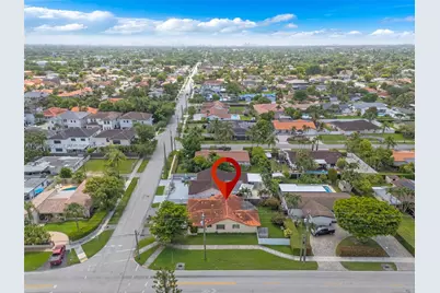 10190 SW 28th St, Miami, FL 33165 - Photo 2