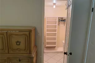 8135 Sunrise Lakes Blvd, Sunrise, FL 33322 - Photo 28