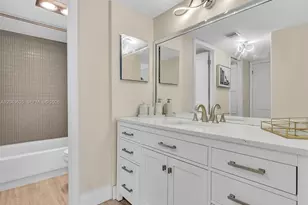 20301 W Country Club Dr, Aventura, FL 33180 - Photo 26