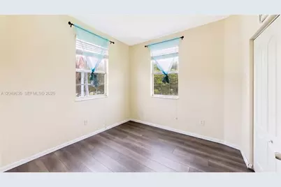1073 NE 30th Ave, Homestead, FL 33033 - Photo 26