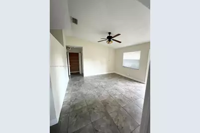 2201 Scott St #B, Hollywood, FL 33020 - Photo 2