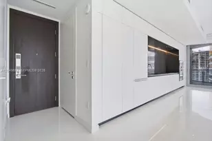 300 Biscayne Blvd Way, Miami, FL 33131 - Photo 6