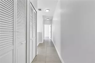 4390 E 10th Ave, Hialeah, FL 33013 - Photo 30