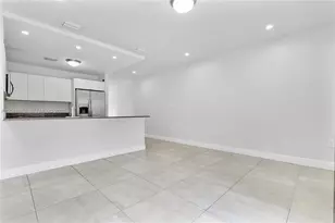 4390 E 10th Ave, Hialeah, FL 33013 - Photo 18