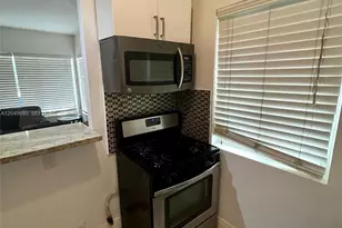 818 Pennsylvania Ave, Miami Beach, FL 33139 - Photo 8
