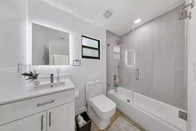 180 SW 38th Ct, Miami, FL 33134 - Photo 14