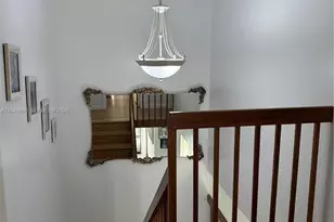 9101 SW 19th Pl, Davie, FL 33324 - Photo 10