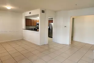 8960 NW 97th Ave, Doral, FL 33178 - Photo 4
