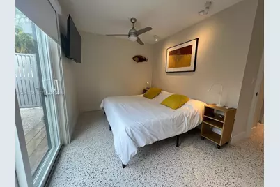 451 SW 24th Rd #2, Miami, FL 33129 - Photo 6