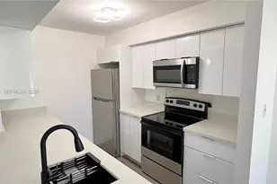 2485 NW 33rd St, Oakland Park, FL 33309 - Photo 8