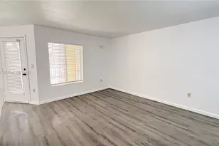 2485 NW 33rd St, Oakland Park, FL 33309 - Photo 10