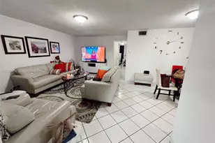 501 Blue Heron Dr, Hallandale Beach, FL 33009 - Photo 2