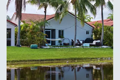 1333 Majesty Ter, Weston, FL 33327 - Photo 2