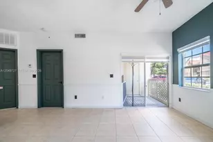 18308 NW 68th Ave, Hialeah, FL 33015 - Photo 4