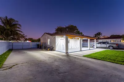 1720 NW 67th St, Miami, FL 33147 - Photo 36