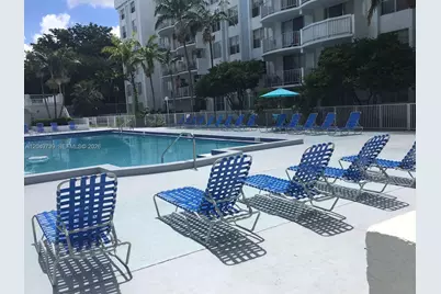 498 NW 165th St Rd #D-304, Miami, FL 33169 - Photo 14