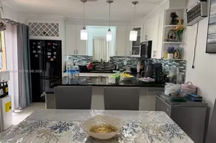 4804 Waterview Cir, Palm Springs, FL 33461 - Photo 6