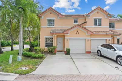 2303 SW 87th Ter, Miramar, FL 33025 - Photo 1