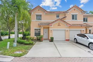 2303 SW 87th Terrace, Miramar, FL 33025 - Photo 1