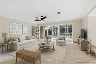 10545 NW 43rd Terrace, Doral, FL 33178 - Photo 2