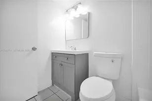 7550 Stirling Rd, Davie, FL 33024 - Photo 22