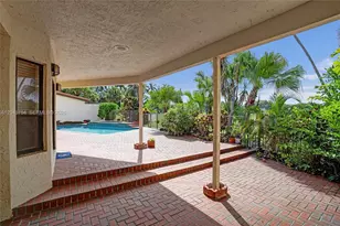 22508 W Esplanada Cir W, Boca Raton, FL 33433 - Photo 8