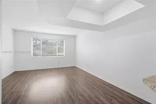 725 SW 148th Ave, Sunrise, FL 33325 - Photo 12
