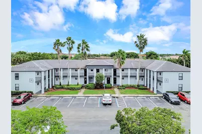 7550 Stirling Rd #C201, Davie, FL 33024 - Photo 2